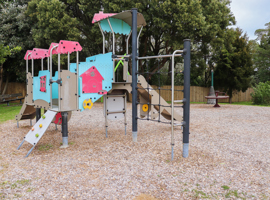 Elizabeth Rose Reserve climbing area